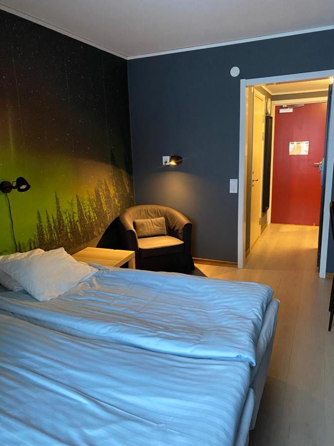 Hotell Smedjan Pajala Esterno foto