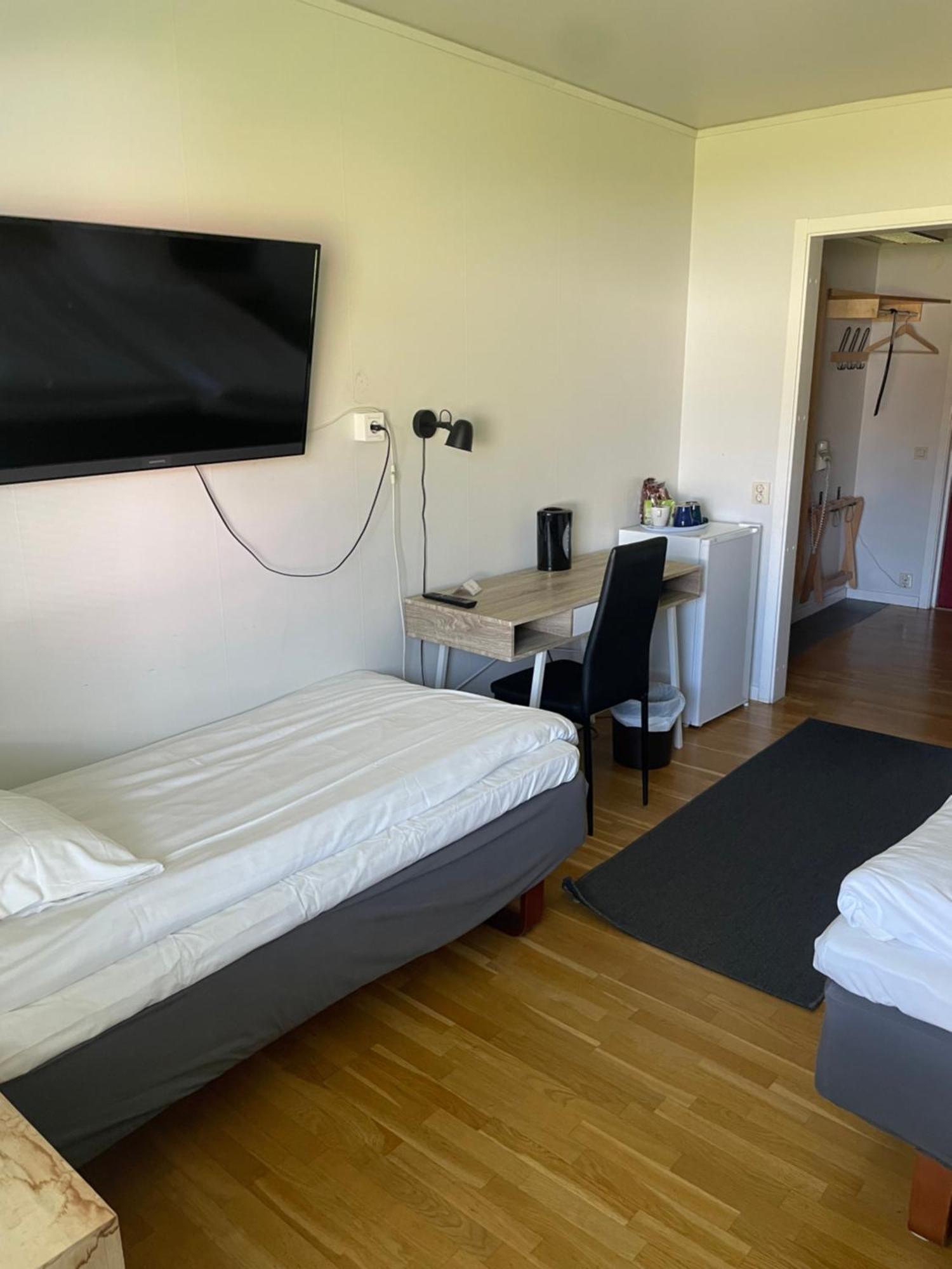 Hotell Smedjan Pajala Esterno foto